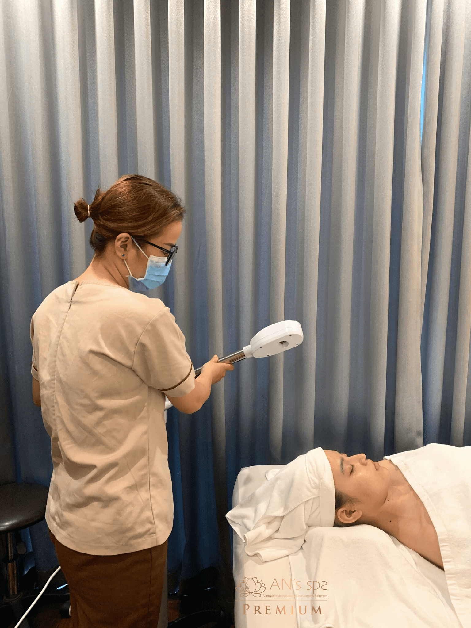 Xông mặt trong chăm sóc da chuẩn Nhật tại AN's Spa